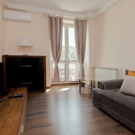 Shortstaypoland Staszica Warsaw Exterior photo